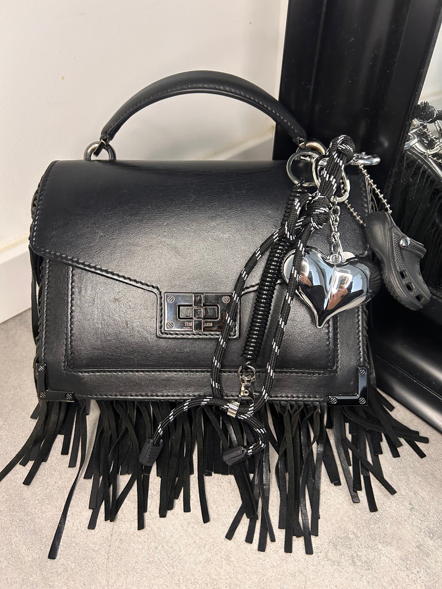 Bag charms sabot noir
